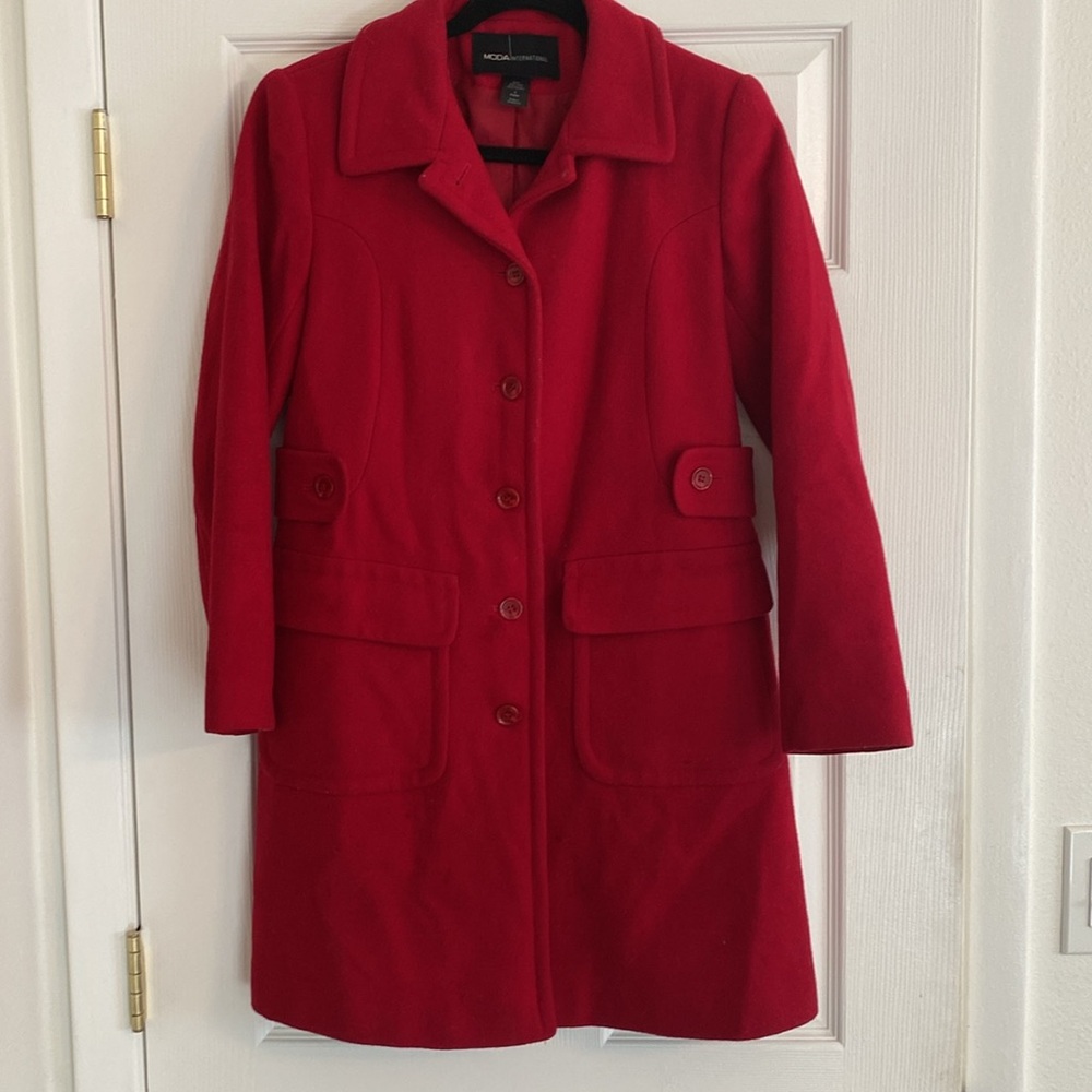 Red Wool Coat lined  100Percent wool size4